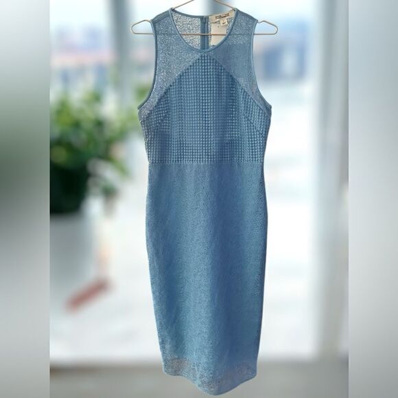 DIANE VON FURSTENBURG DVF Sleeveless Blue Mixed Lace Midi Sheath Dress Size 12 - Picture 4 of 16